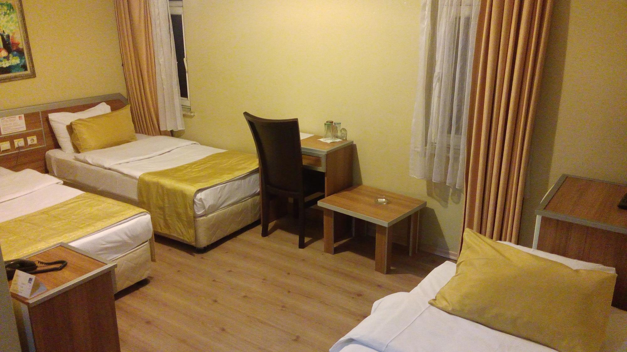 Demirgrand Hotel Трабзон Екстериор снимка
