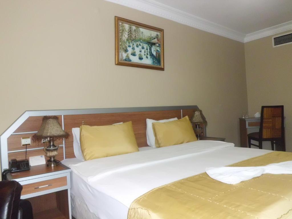 Demirgrand Hotel Трабзон Екстериор снимка