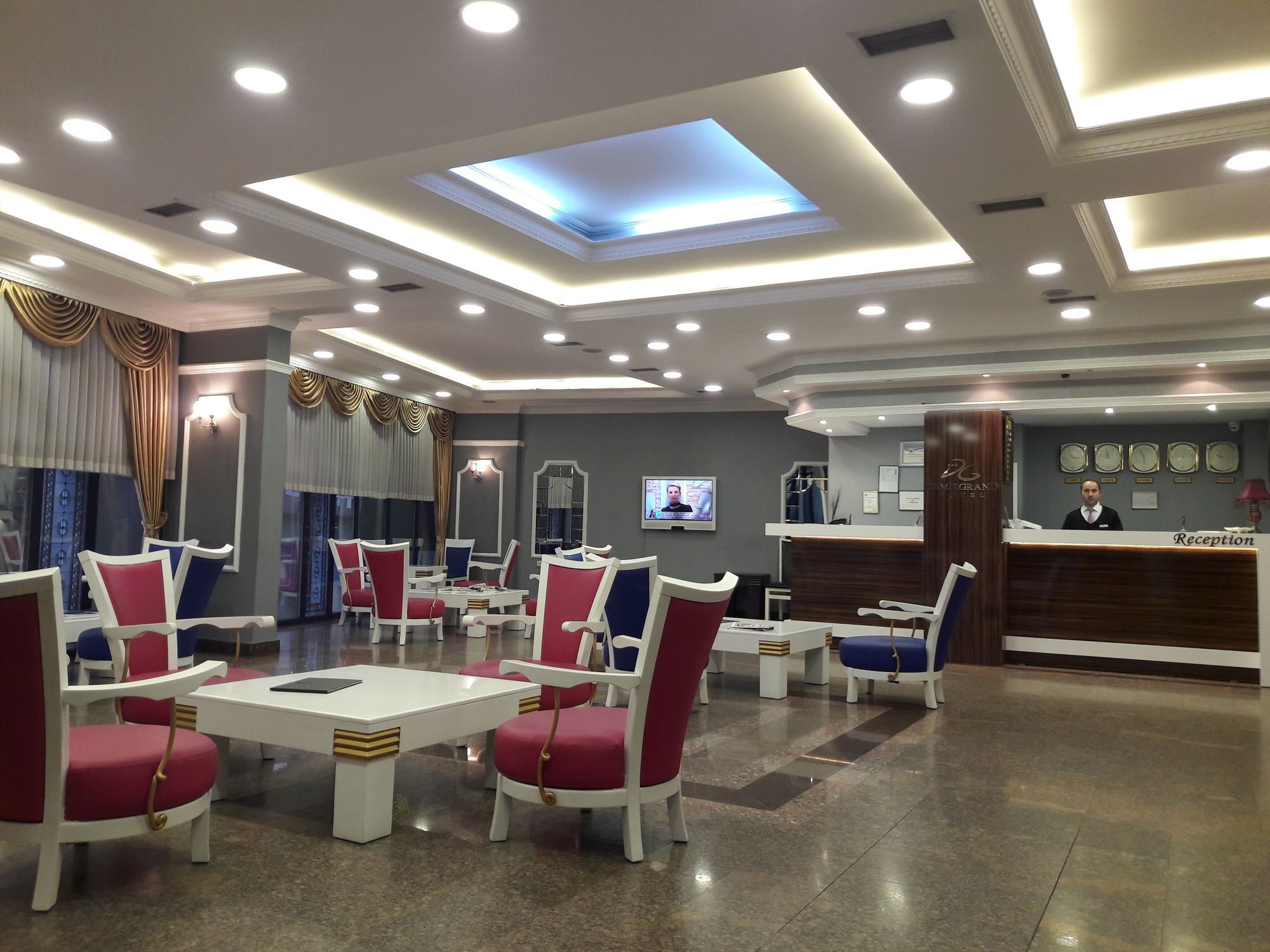 Demirgrand Hotel Трабзон Екстериор снимка